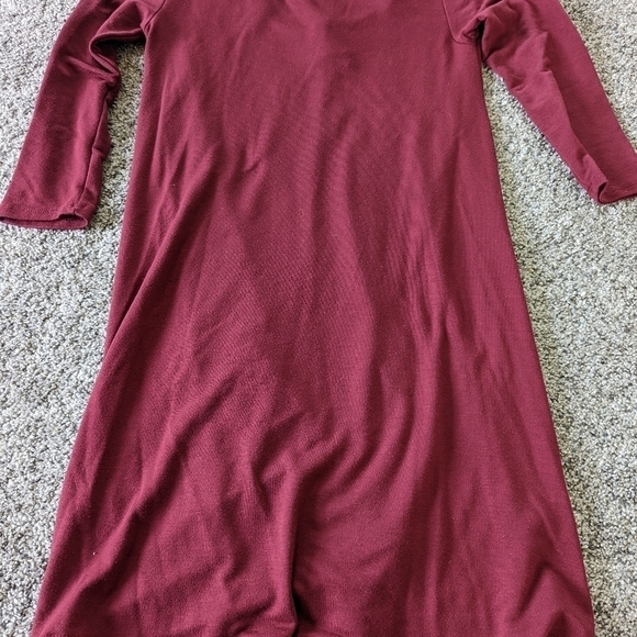 Dress - Picture 4 of 8